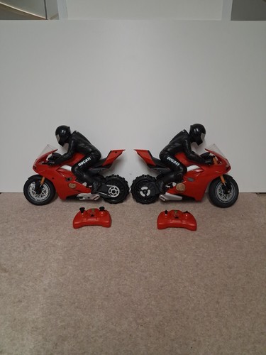Ducati panigale v4s - panigale,