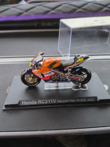 Deagostini honda rc211v - deagostini,